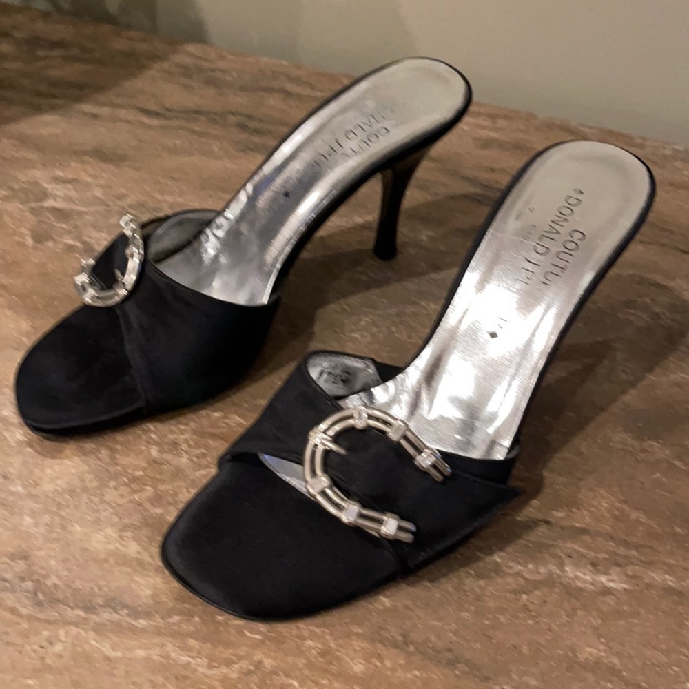 Couture Donald J Pliner sandals